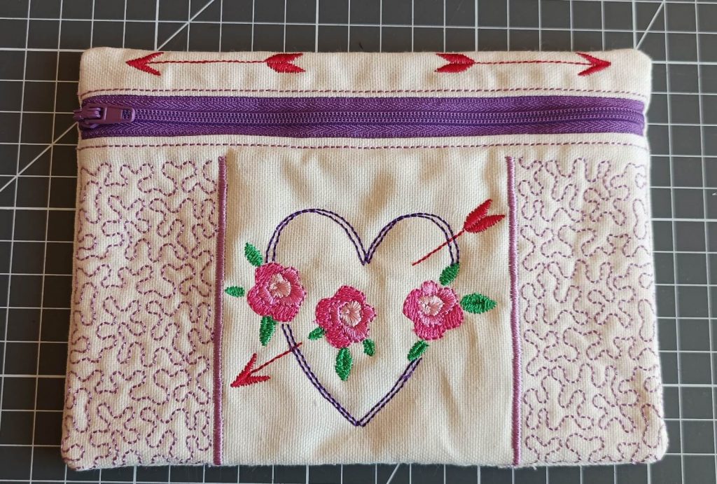 Trousse Coeur Roses ITH